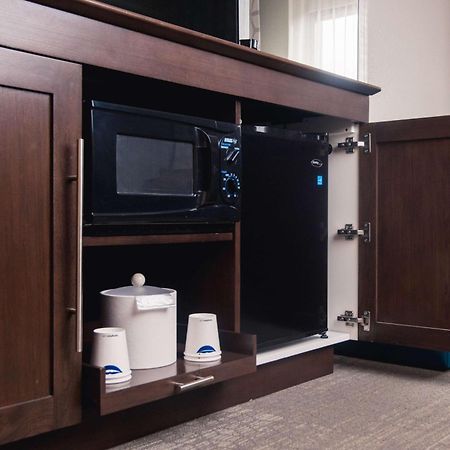 Hampton Inn Joplin Esterno foto