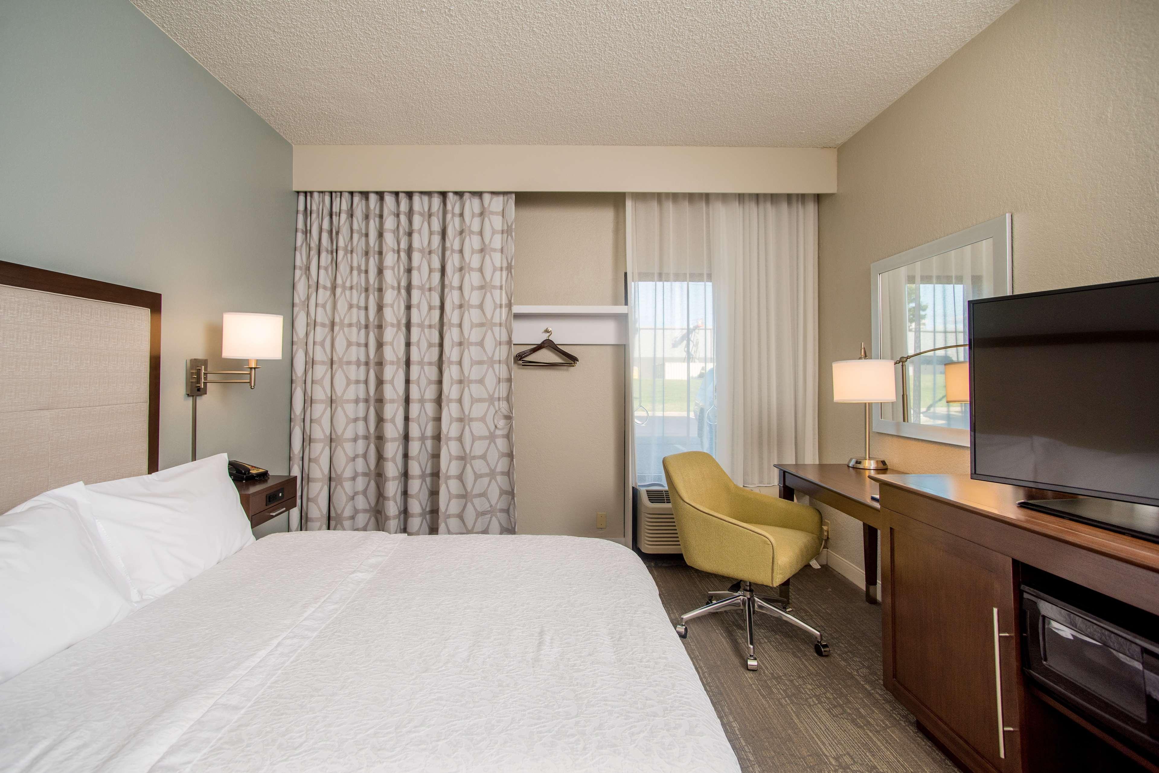 Hampton Inn Joplin Esterno foto