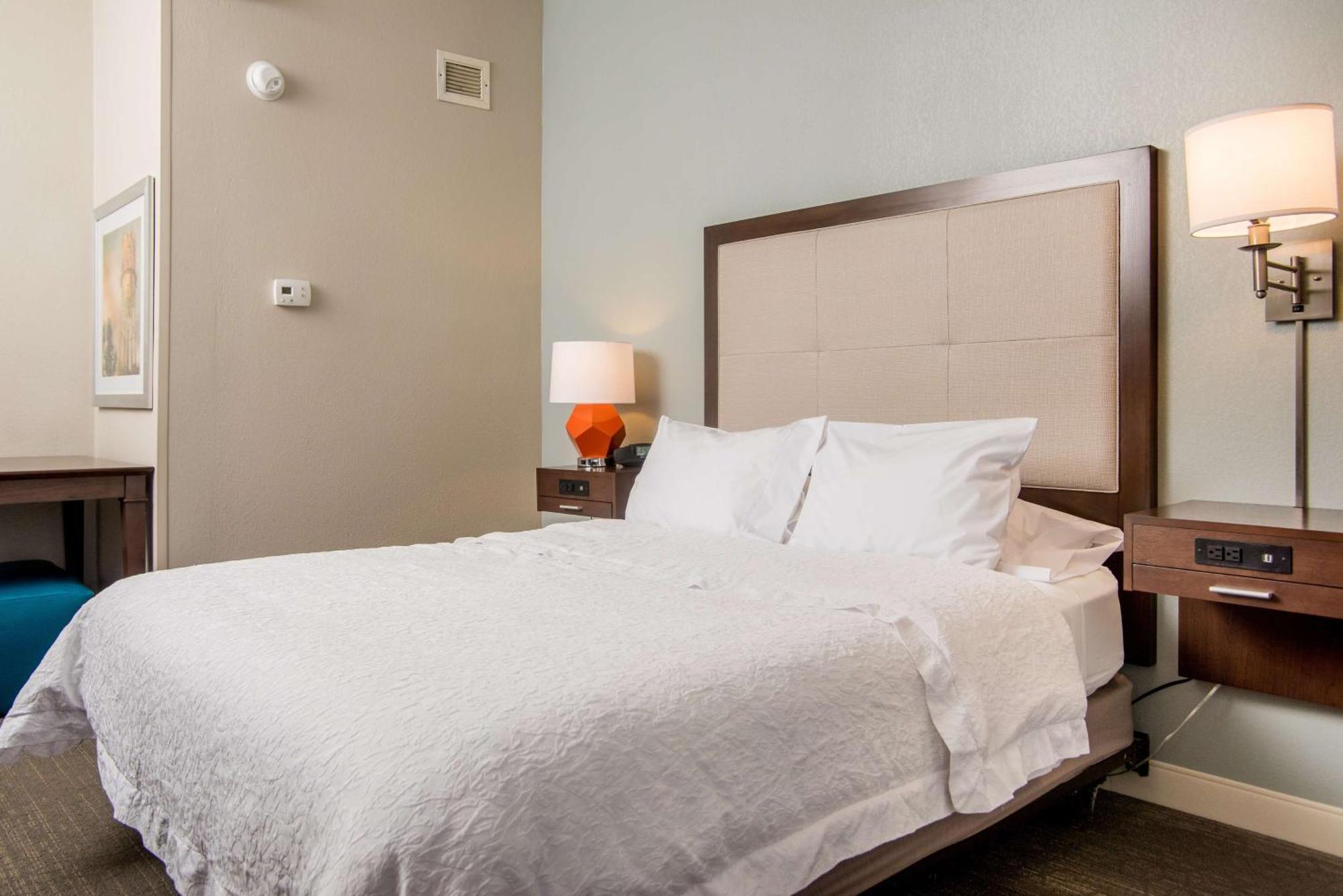 Hampton Inn Joplin Esterno foto