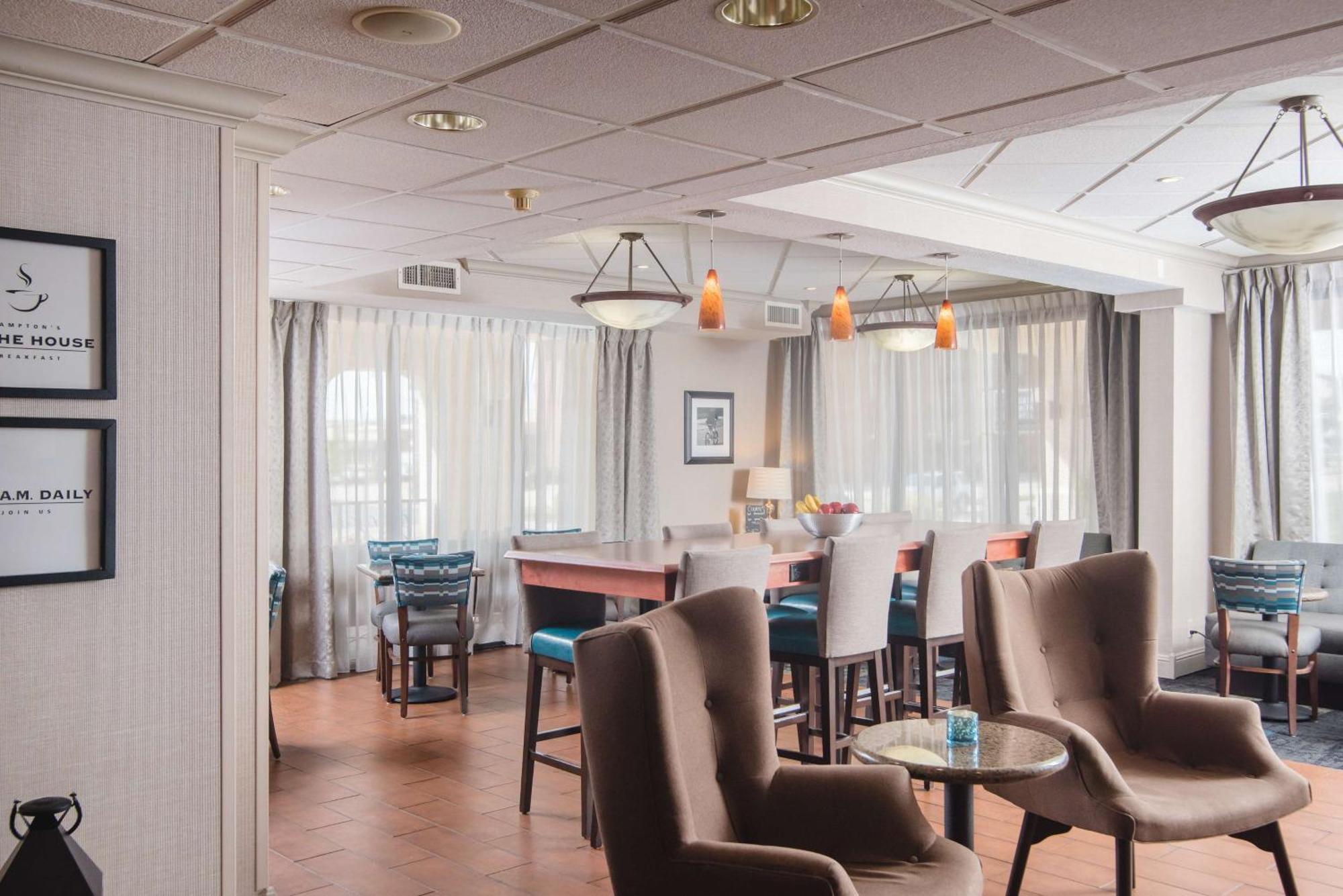 Hampton Inn Joplin Esterno foto